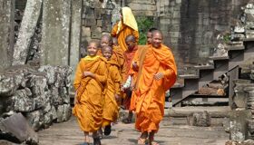 Best of Cambodia: Siem Reap to Phnom Penh 5-Day Tour